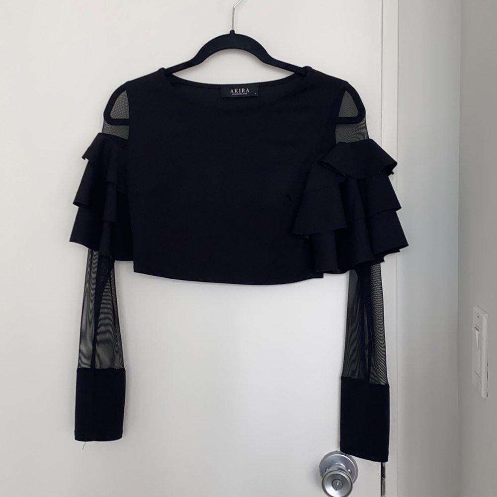 Long sleeve crop top